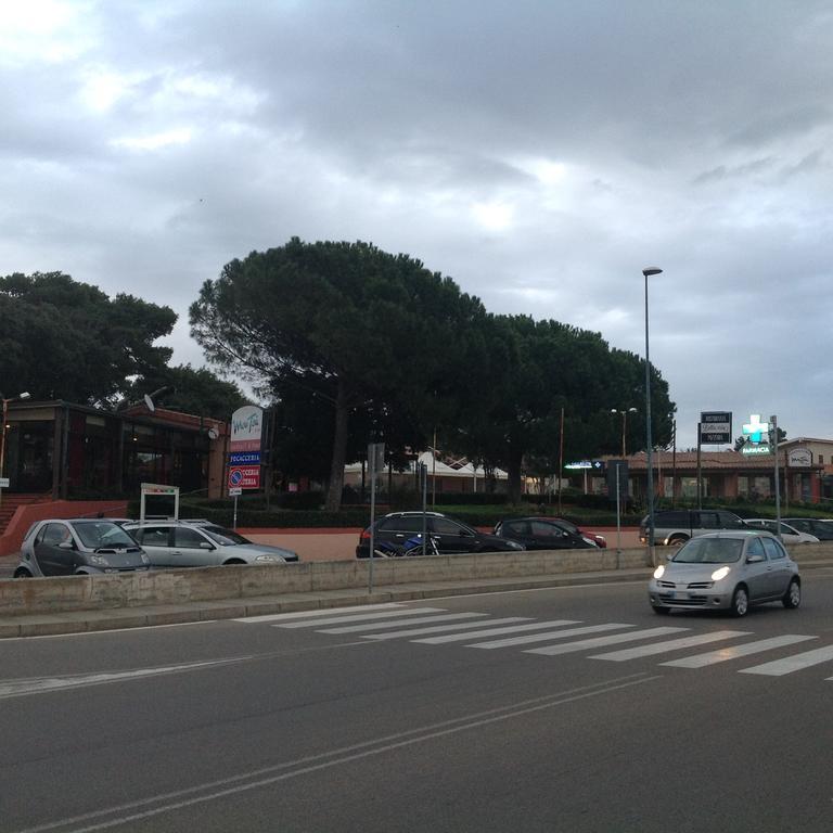 Ferienwohnung Trilocale Margine Rosso Quartu SantʼElena Exterior foto