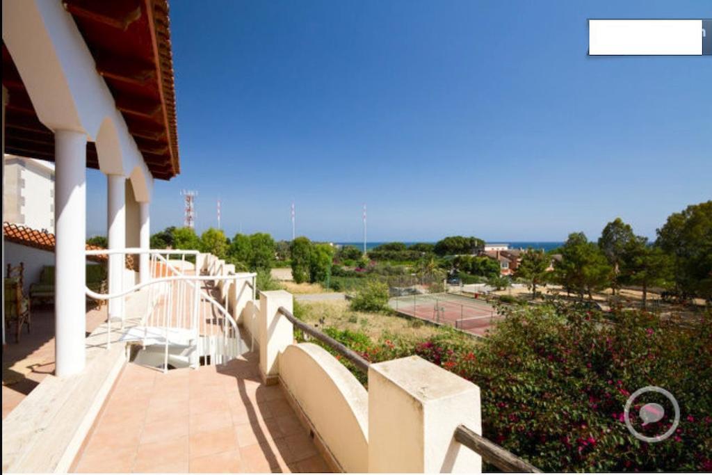 Ferienwohnung Trilocale Margine Rosso Quartu SantʼElena Exterior foto