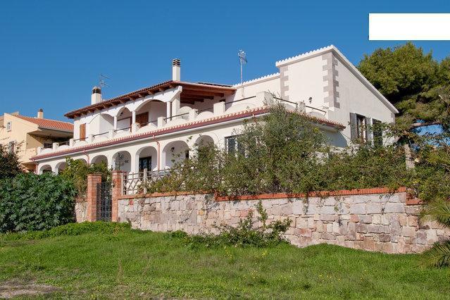 Ferienwohnung Trilocale Margine Rosso Quartu SantʼElena Exterior foto